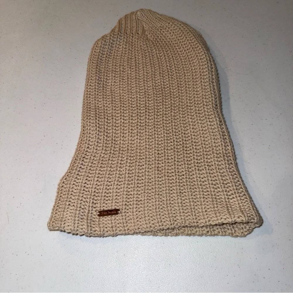 Free People Womens Dreamland Knit Beanie Hat One Size Ivory White‎ Sand Tan